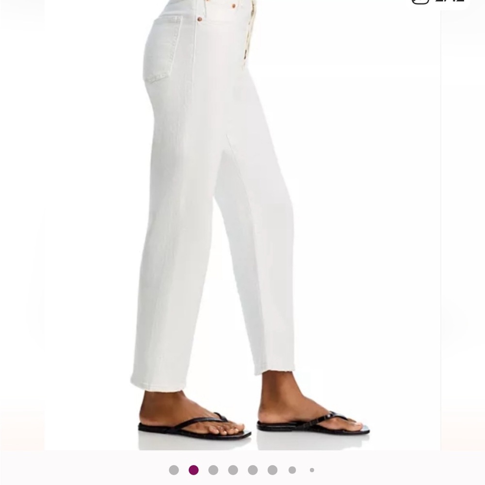 Levi’s Premium Ribcage Straight Jeans in White - Picture 2 of 7